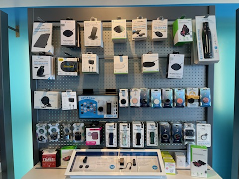 Cell Phone Store «AT&T Authorized Retailer», reviews and photos, 13 N Groesbeck Hwy, Charter Twp of Clinton, MI 48036, USA