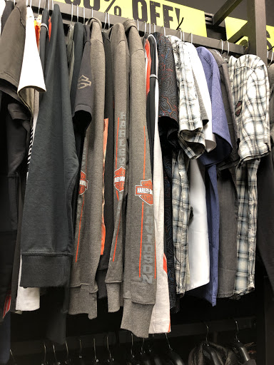 Harley-Davidson Dealer «Bergen County Harley-Davidson (Service Opens 9am)», reviews and photos, 124 Essex St, Rochelle Park, NJ 07662, USA