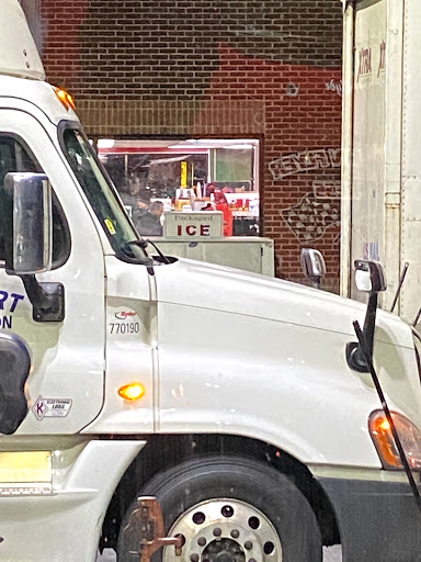 Convenience Store «Pilot Travel Center», reviews and photos, 502 Gordonsville Hwy, Gordonsville, TN 38563, USA