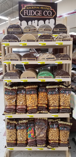 Grocery Store «Piggly Wiggly», reviews and photos, 810 N Monroe St, Waterloo, WI 53594, USA