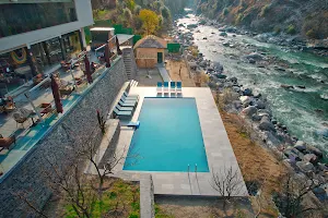 Echor Palm Bliss Riverside Resort & Spa Kasol | Pyramid Bar & Lounge image