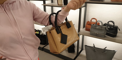 Top 20 cửa hàng giày charles&keith Huyện Thanh Oai Hà Nội 2022