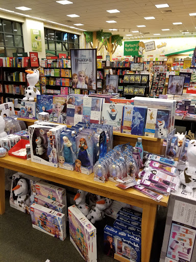 Book Store «Barnes & Noble», reviews and photos, 451 E Altamonte Dr, Altamonte Springs, FL 32701, USA