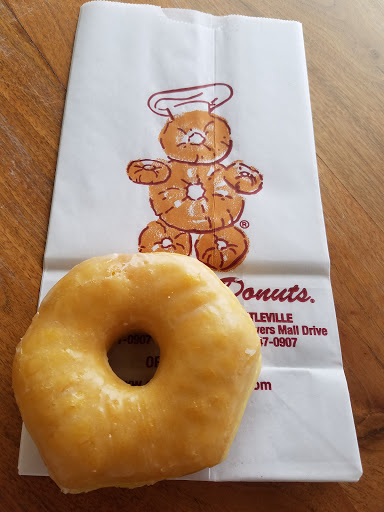 Donut Shop «Old Town Donut Shop», reviews and photos, 3941 Mid Rivers Mall Dr, St Peters, MO 63376, USA
