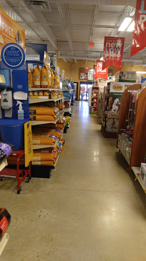 Pet Supply Store «PetSmart», reviews and photos, 271 New Rd, Somers Point, NJ 08244, USA