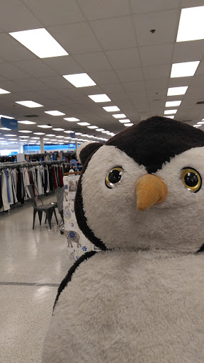 Clothing Store «Ross Dress for Less», reviews and photos, 1990 S University Dr, Davie, FL 33324, USA