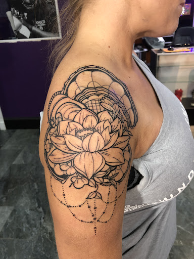 Tattoo Shop «Black Heart Tattoo», reviews and photos, 1926 Hudson Bridge Rd, Stockbridge, GA 30281, USA