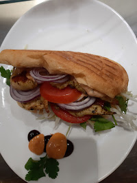 Sandwich au poulet du CHEZ TITO KEBAB (Spécialité Kurde certifié HALAL) à Châtellerault - n°1