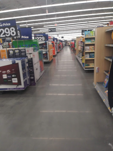 Department Store «Walmart Supercenter», reviews and photos, 6819 Walton Ln, Gloucester Courthouse, VA 23061, USA
