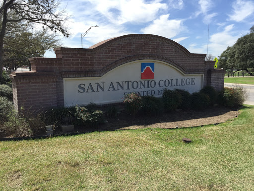 Community College «San Antonio College», reviews and photos