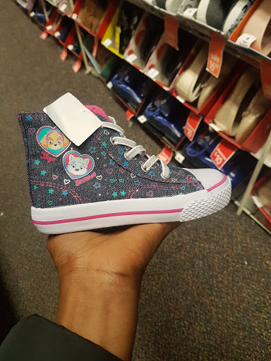 Shopping Mall «Crossroads Shopping Center», reviews and photos, 409 Tarrytown Rd, White Plains, NY 10607, USA