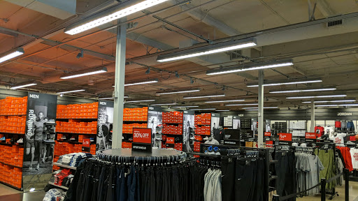 Clothing Store «Nike Factory Store», reviews and photos, 262 Nut Tree Rd, Vacaville, CA 95687, USA
