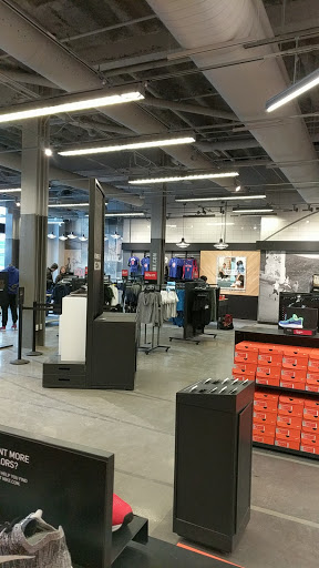 Sportswear Store «Nike», reviews and photos, 1261 Woodward Ave, Detroit, MI 48226, USA
