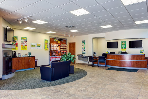 Self-Storage Facility «Metro Self Storage», reviews and photos, 2021 Waukegan Rd, Deerfield, IL 60015, USA