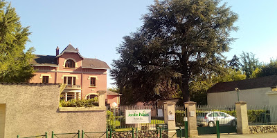 Jardin public à Condrieu