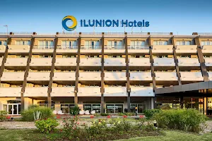 Hotel ILUNION Islantilla image