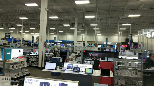 Electronics Store «Best Buy», reviews and photos, 2111 N Rock Rd #121, Wichita, KS 67206, USA