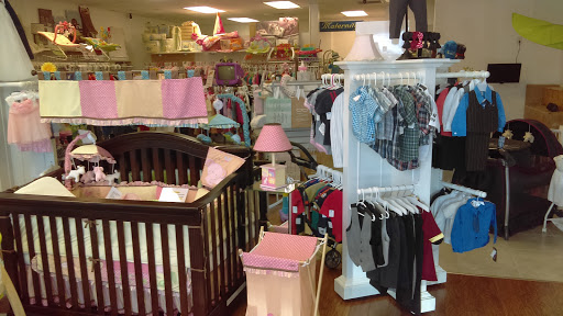 Consignment Shop «Bella Babies Consignment - Maternity», reviews and photos, 7187 66th St N, Pinellas Park, FL 33781, USA