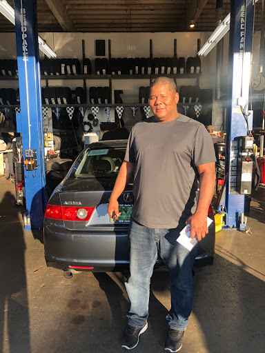 Used Car Dealer «Northwest Auto Loan», reviews and photos, 3718 S Tacoma Way, Tacoma, WA 98409, USA