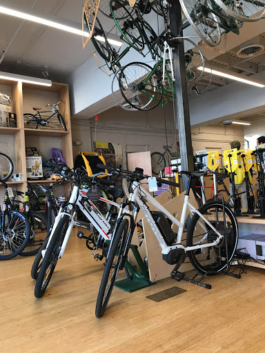 Bicycle Store «BicycleSPACE- Adams Morgan», reviews and photos, 2424 18th St NW, Washington, DC 20009, USA