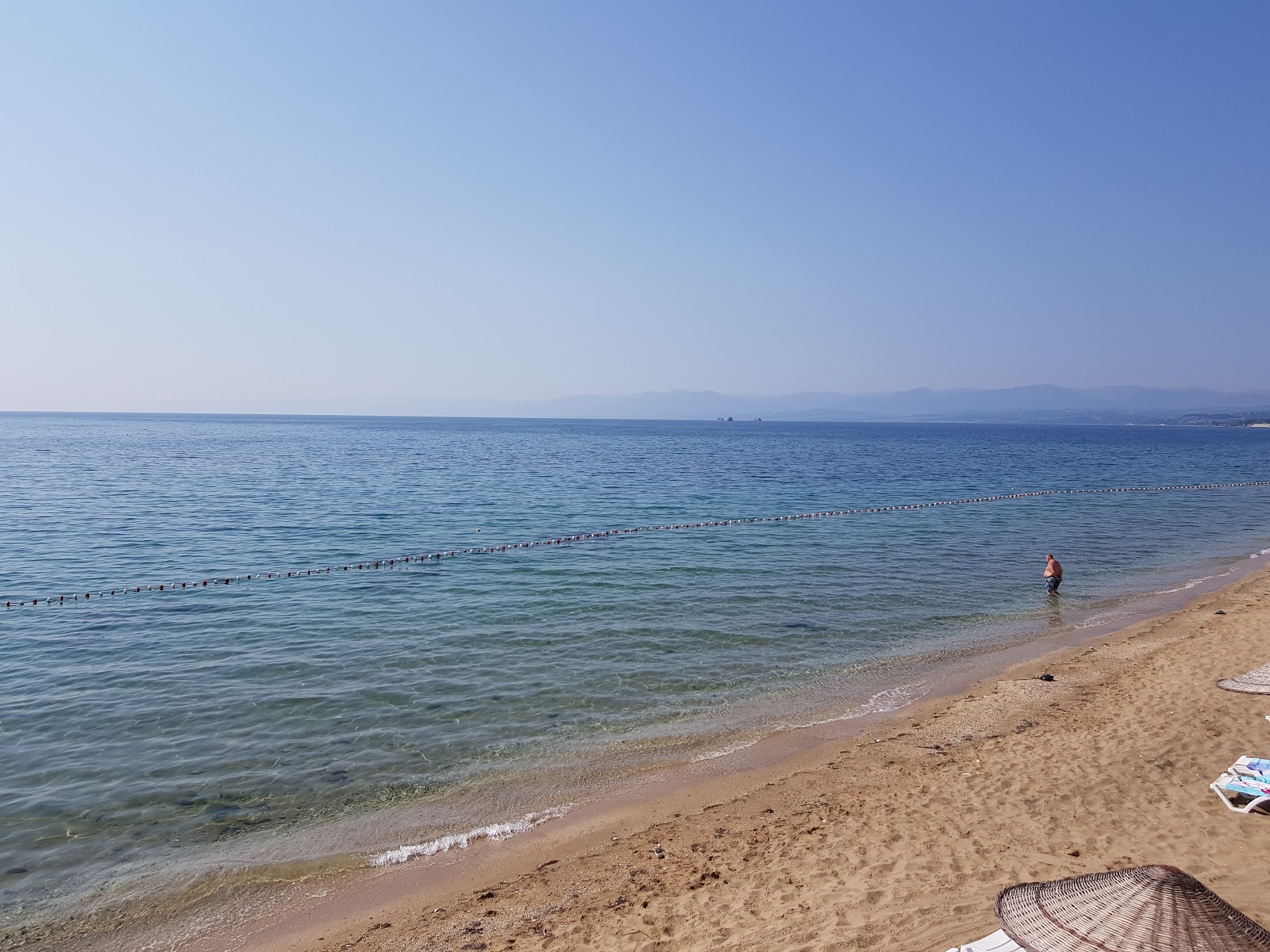 Φωτογραφία του Alinn Beach περιοχή ξενοδοχείου