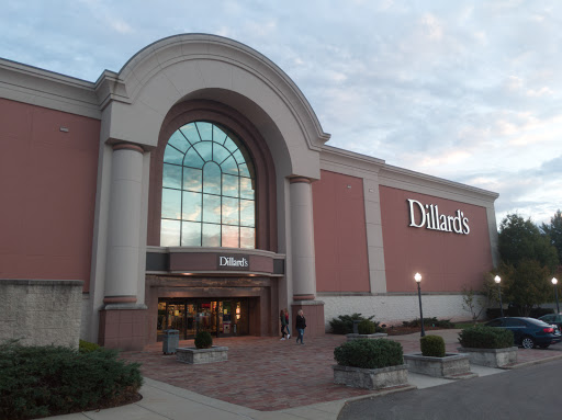 Shopping Mall «Crestview Hills Town Center», reviews and photos, 2791 Town Center Blvd, Crestview Hills, KY 41017, USA