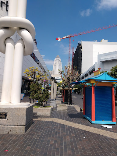 Shopping Mall «Weller Court», reviews and photos, 123 Astronaut E S Onizuka St, Los Angeles, CA 90012, USA
