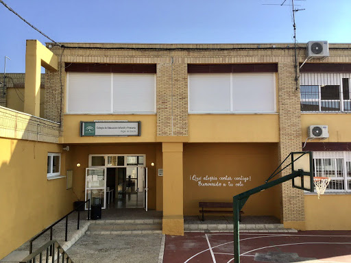 Colegio Público Virgen de Gracia en El Ronquillo