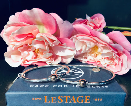 Jewelry Store «Mon Amie Fine Jewelry», reviews and photos, 87 Main St, Keene, NH 03431, USA