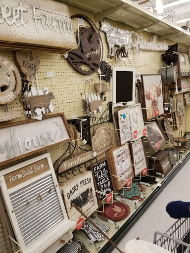 Craft Store «Hobby Lobby», reviews and photos, 3001 S 23rd Ave, Greeley, CO 80631, USA