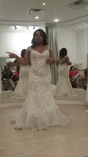 Bridal Shop «Rhylan Lang Bridal», reviews and photos, 120 Regency Pkwy, Omaha, NE 68114, USA