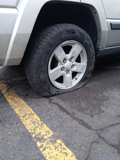 Auto Parts Store «Pep Boys Auto Parts & Service», reviews and photos, 24600 Gratiot Ave, Eastpointe, MI 48021, USA