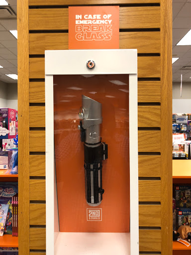 Used Book Store «2nd & Charles», reviews and photos, 2904 Prince William Pkwy, Woodbridge, VA 22192, USA