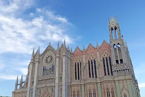 Expiatory Sanctuary of the Sacred Heart of Jesus image