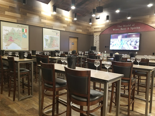 Wine Store «Total Wine & More», reviews and photos, 7925 N Blackstone Ave, Fresno, CA 93720, USA