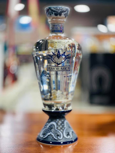 Liquor Store «Liquor & Tobacco Depot», reviews and photos, 570 N Schmale Rd, Carol Stream, IL 60188, USA