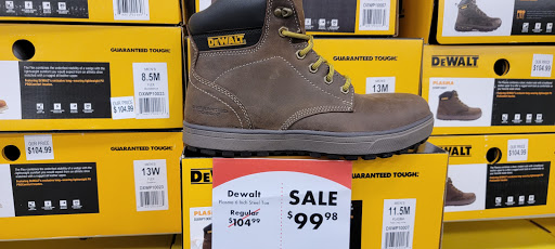 Shoe Store «Shoe Carnival», reviews and photos, 2105 N Prospect Ave, Champaign, IL 61822, USA