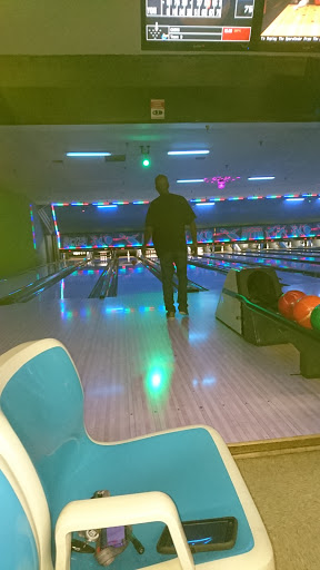 Bowling Alley «Manor Bowl», reviews and photos, 887 Manor Blvd, San Leandro, CA 94579, USA