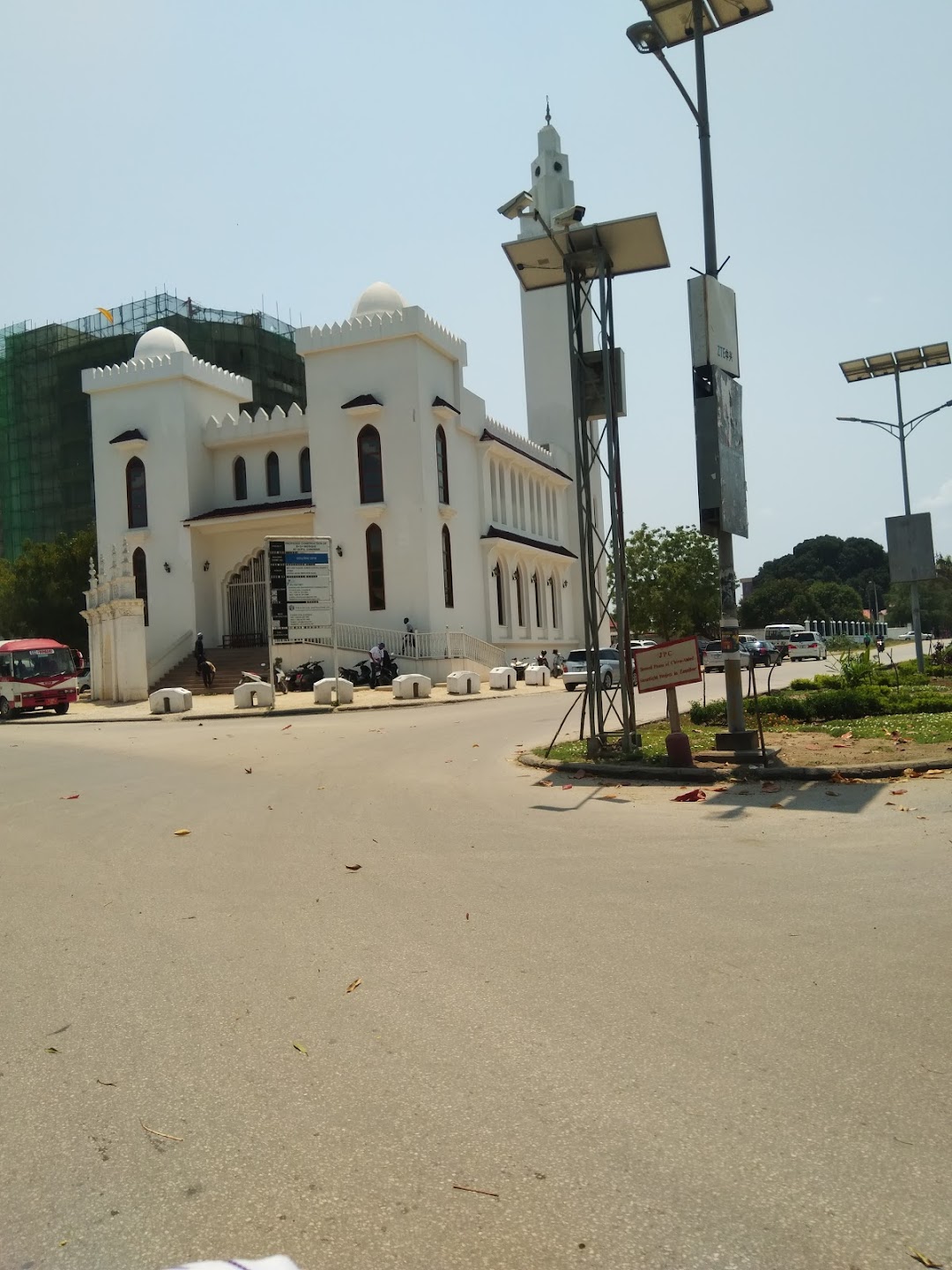 Mnazi Mmoja Mosque