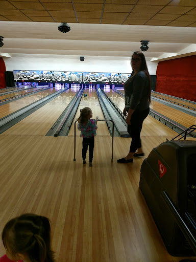 Bowling Alley «Mt. Morris Lanes and Pro Shop», reviews and photos, 9 Erie St, Mt Morris, NY 14510, USA