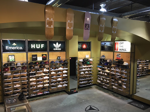 Clothing Store «Active Ride Shop», reviews and photos, 180 W Hillcrest Dr #101, Thousand Oaks, CA 91360, USA