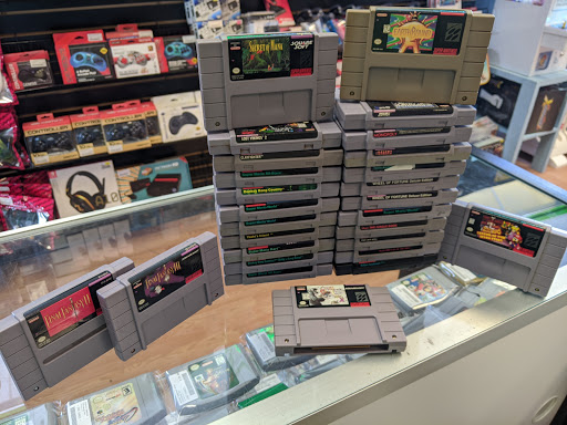 Video Game Store «2 Dudes Gaming», reviews and photos, 831 Broad St, Elizabethton, TN 37643, USA