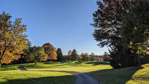 Golf Course «Woodstone Meadows Golf Course», reviews and photos, 300 Silverstone Ln, McGaheysville, VA 22840, USA