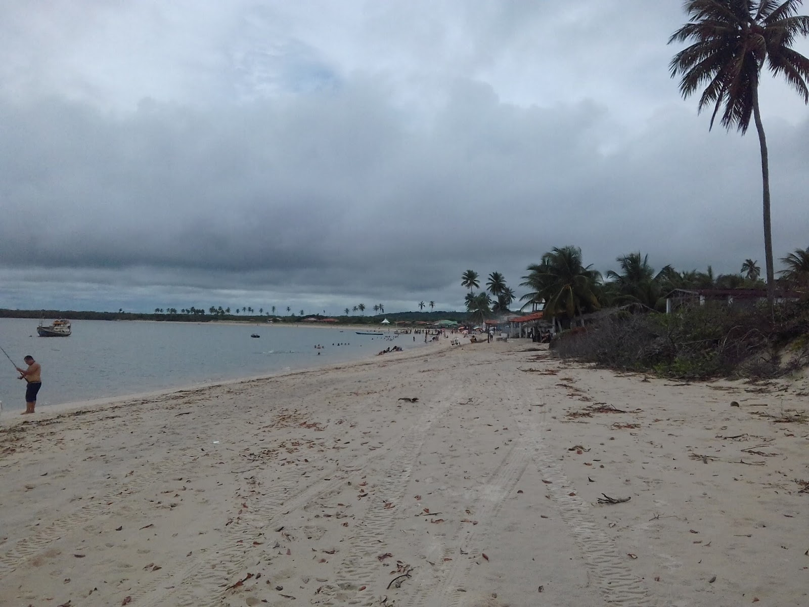 Kuzey Coqueirinho Plajı'in fotoğrafı ve yerleşim