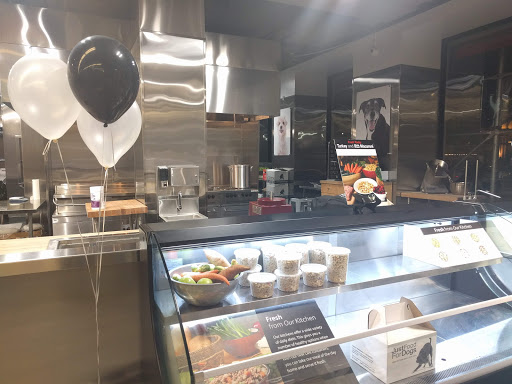 Pet Supply Store «Petco Animal Supplies», reviews and photos, 860 Broadway, New York, NY 10003, USA