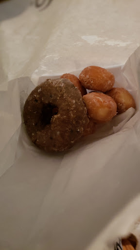 Donut Shop «Donut Shoppe», reviews and photos, 1535 University Blvd N, Jacksonville, FL 32211, USA