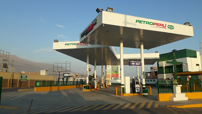 Opiniones de Grifo PetroPerú en Moche - Gasolinera