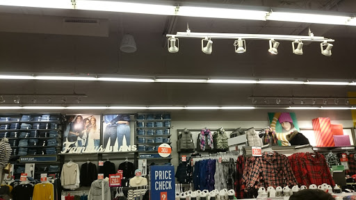Clothing Store «Old Navy», reviews and photos, 3470 W Century Blvd, Inglewood, CA 90303, USA