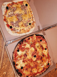 Plats et boissons du Pizzas à emporter Le Kiosque à pizzas à Oncy-sur-École - n°11