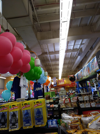 Grocery Store «Northgate Gonzalez Markets», reviews and photos, 10801 Prairie Ave, Inglewood, CA 90303, USA